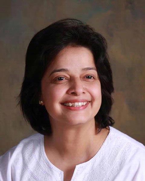 Nina Maw Maw, MD